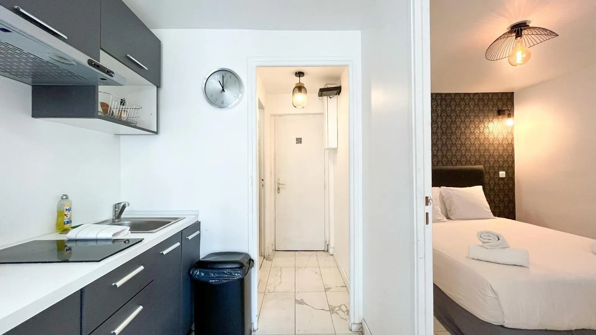 143 - Urban Charming Flat In Center Of Paris Daire